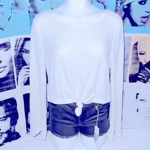 $15 sale for 2 piece outfit top and jean shorts together
